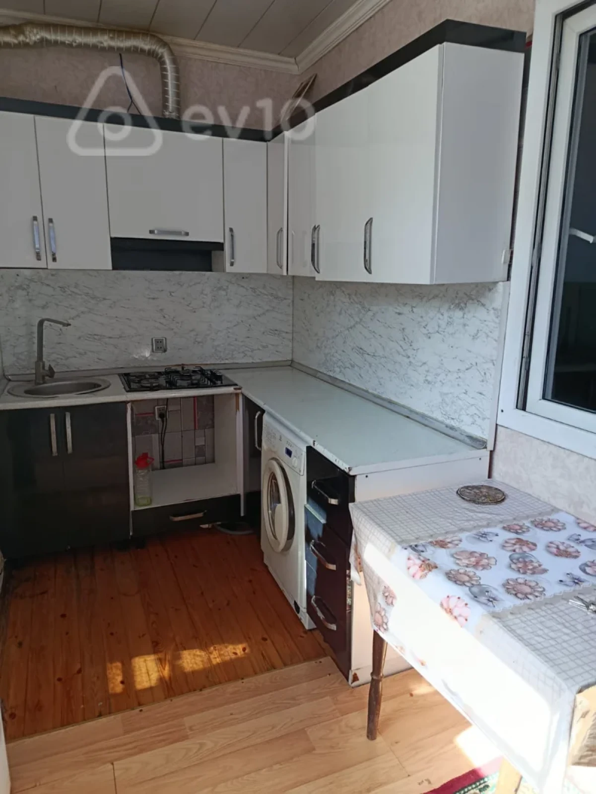 Kirayə verilir 2 otaqlı həyət evi 45 m²