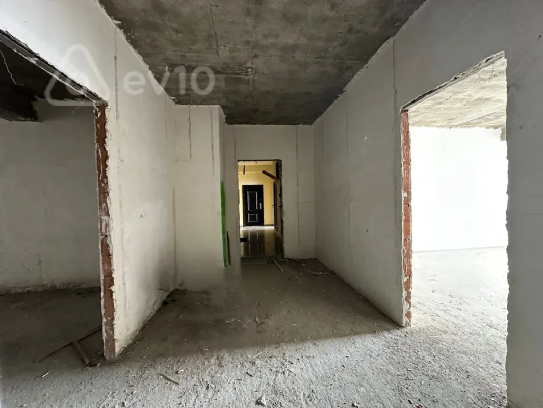 Satılır 3 otaqlı yeni tikili 131 m²