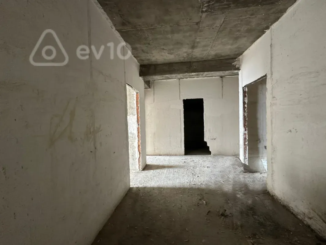 Satılır 3 otaqlı yeni tikili 131 m²