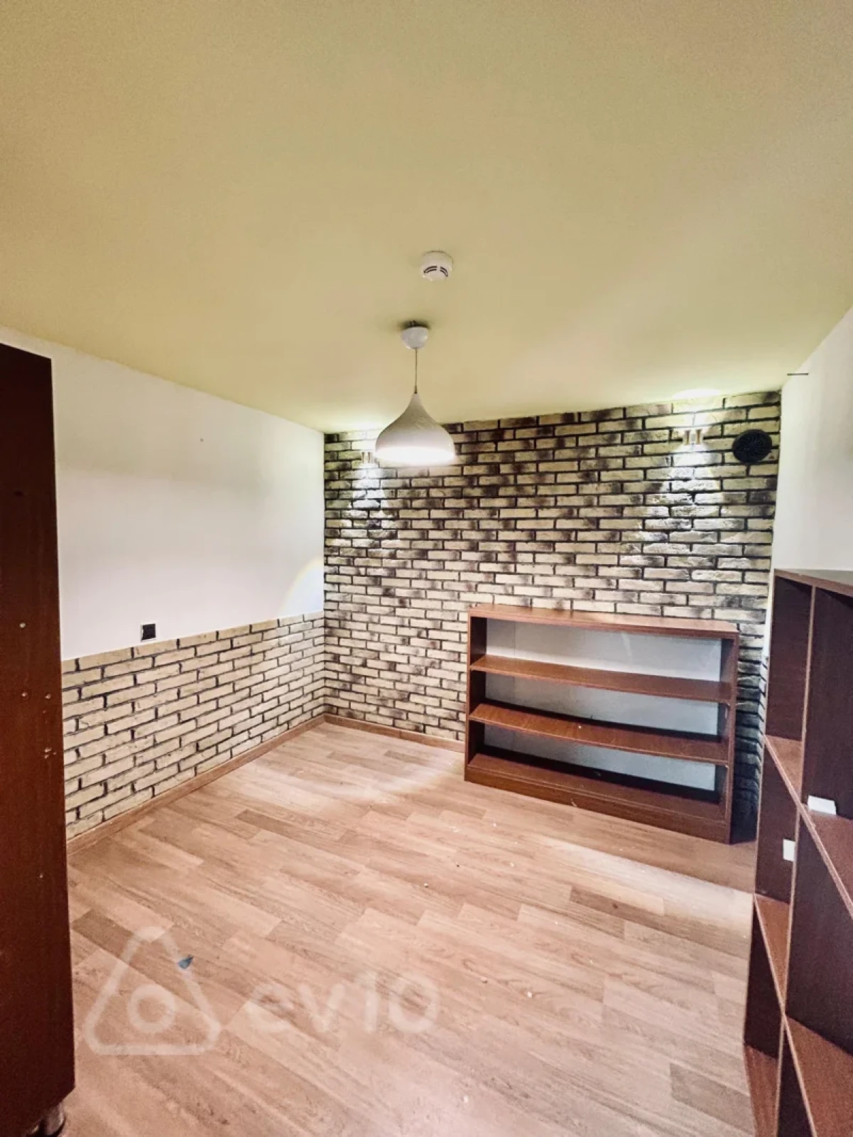 Kirayə verilir mənzil 80 m²