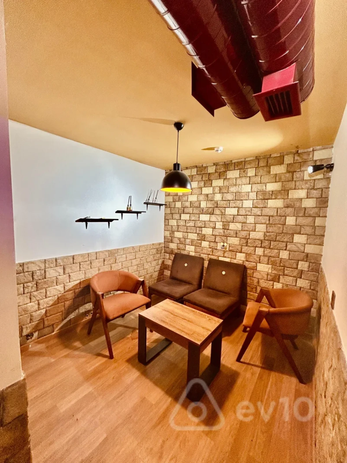 Kirayə verilir mənzil 80 m²