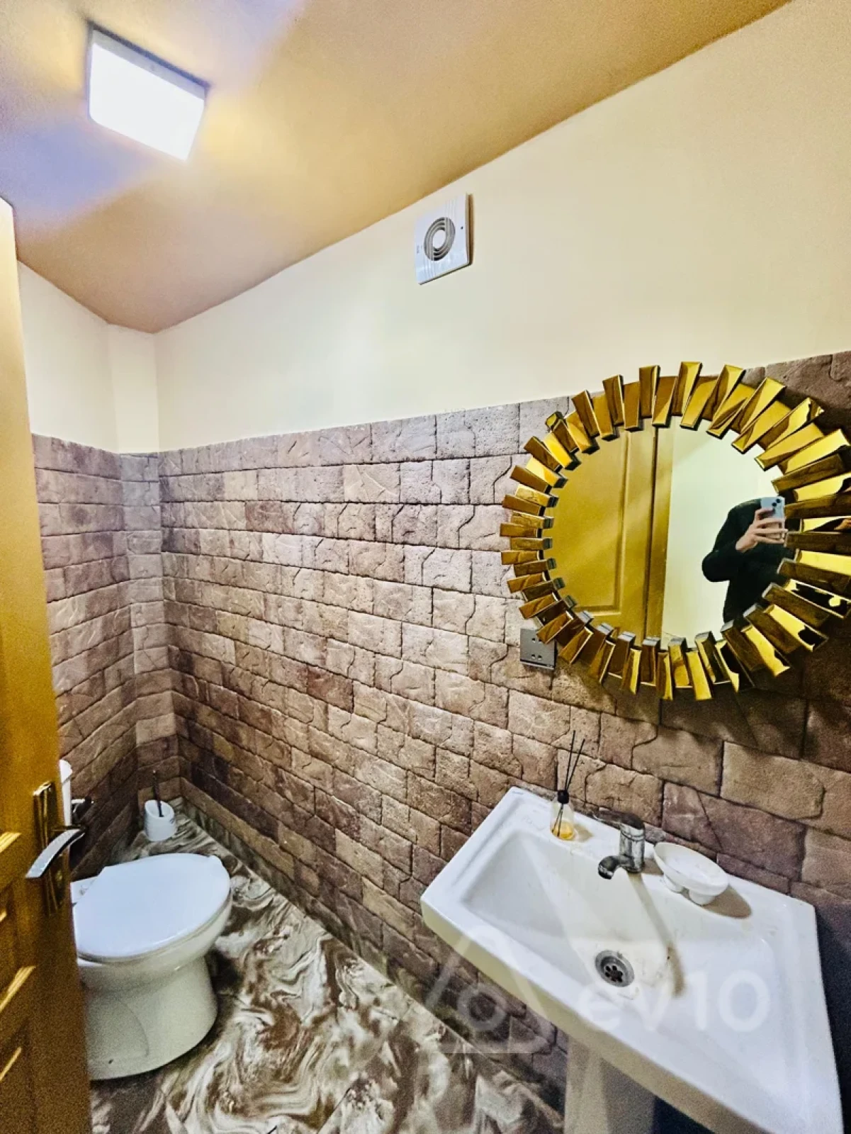 Kirayə verilir mənzil 80 m²