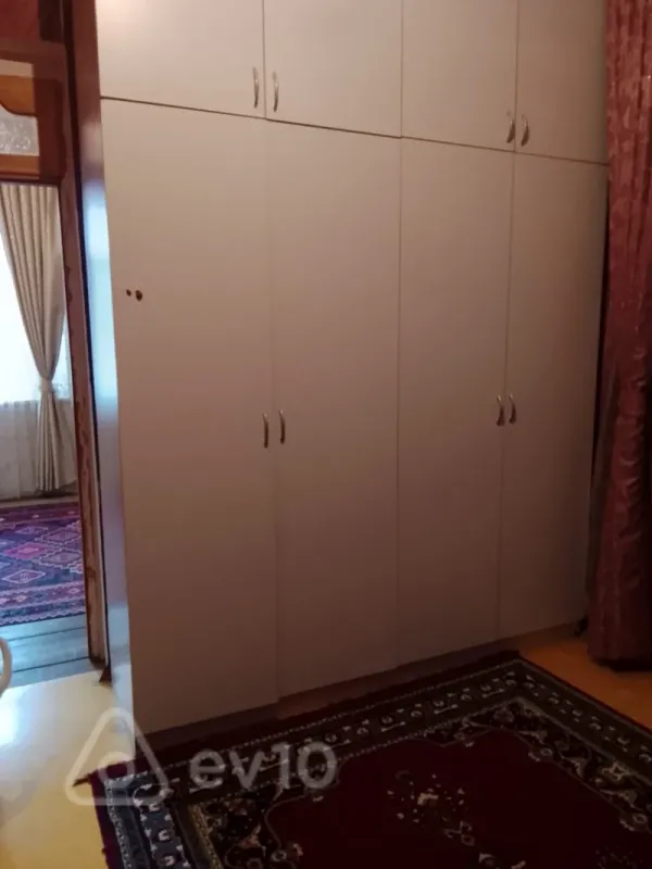 Kirayə verilir 5 otaqlı həyət evi 205 m²