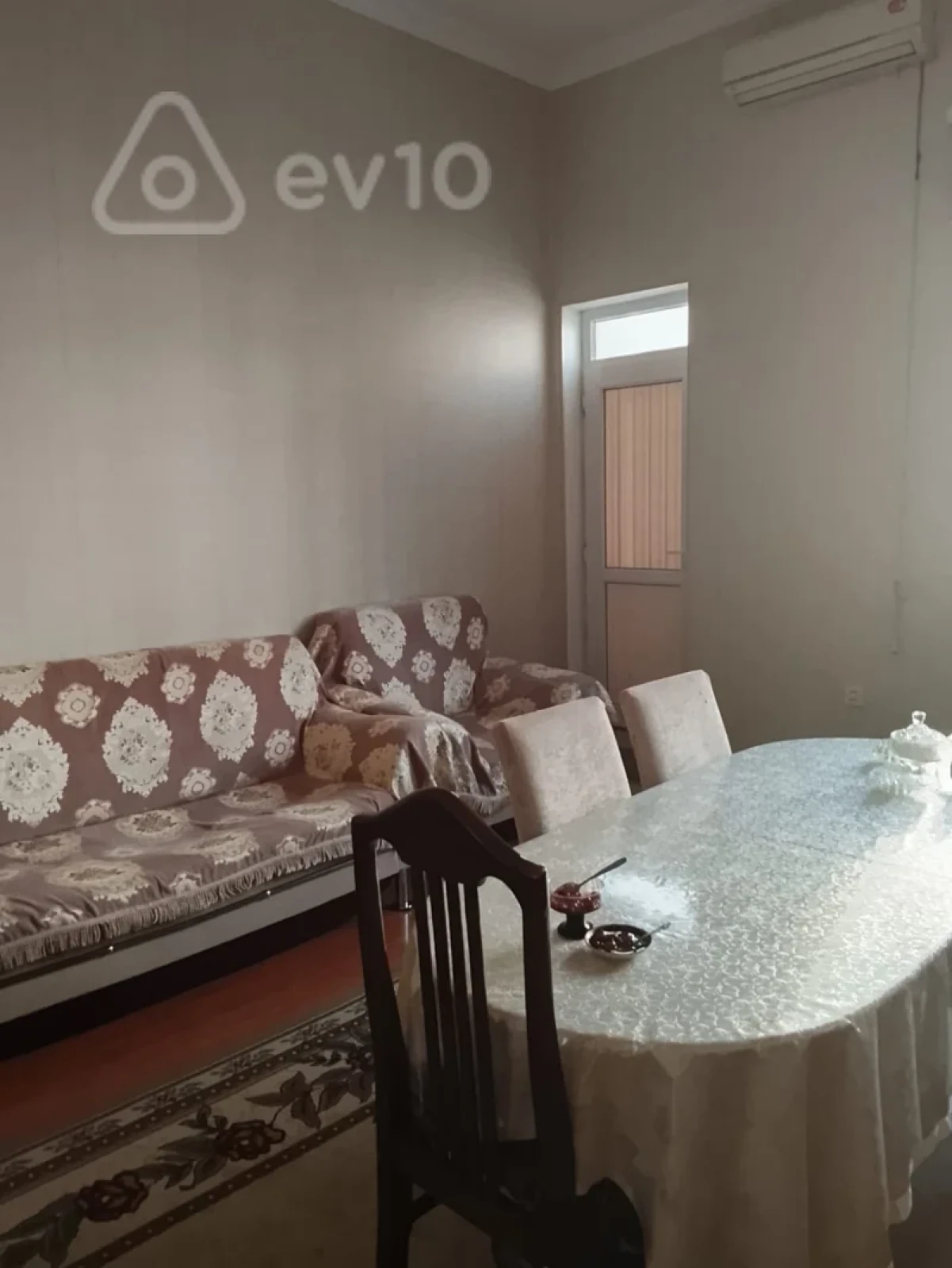 Kirayə verilir 5 otaqlı həyət evi 205 m²