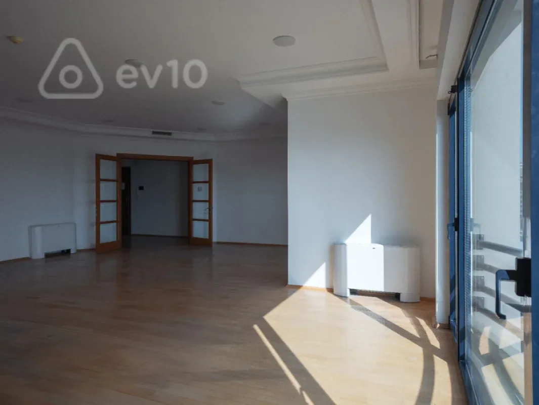 Kirayə verilir 10 otaqlı ofis 170 m²