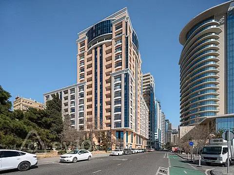 Kirayə verilir 10 otaqlı ofis 170 m²