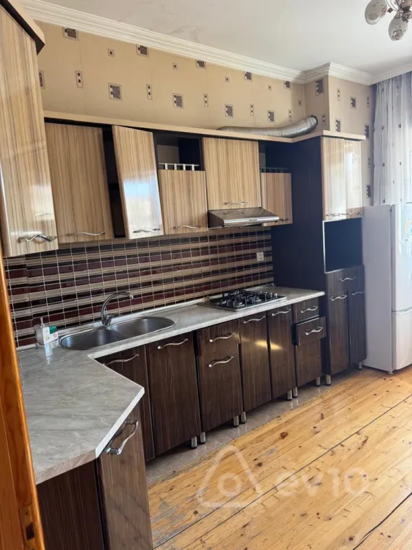 Kirayə verilir 3 otaqlı yeni tikili 110 m²