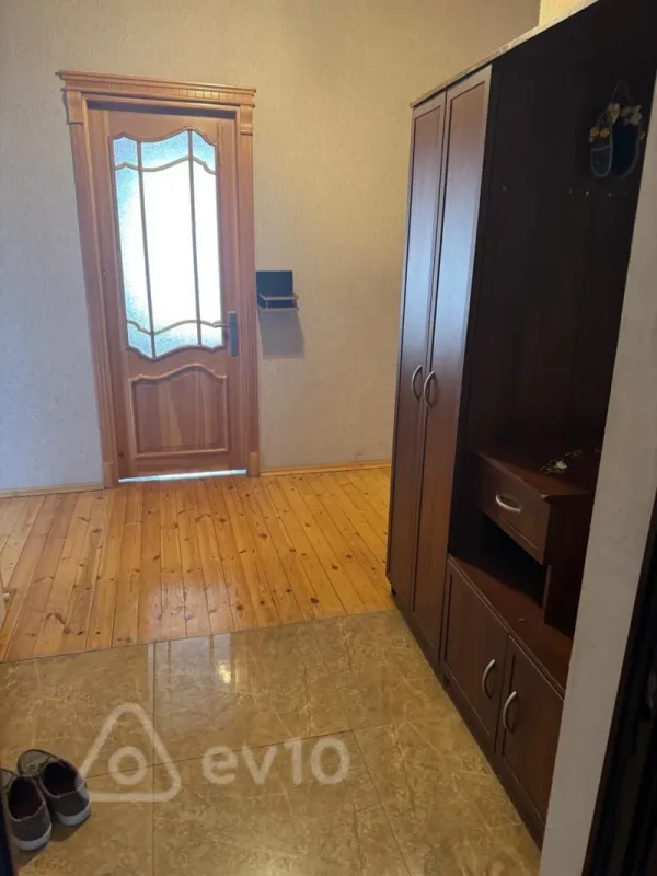 Kirayə verilir 3 otaqlı yeni tikili 110 m²