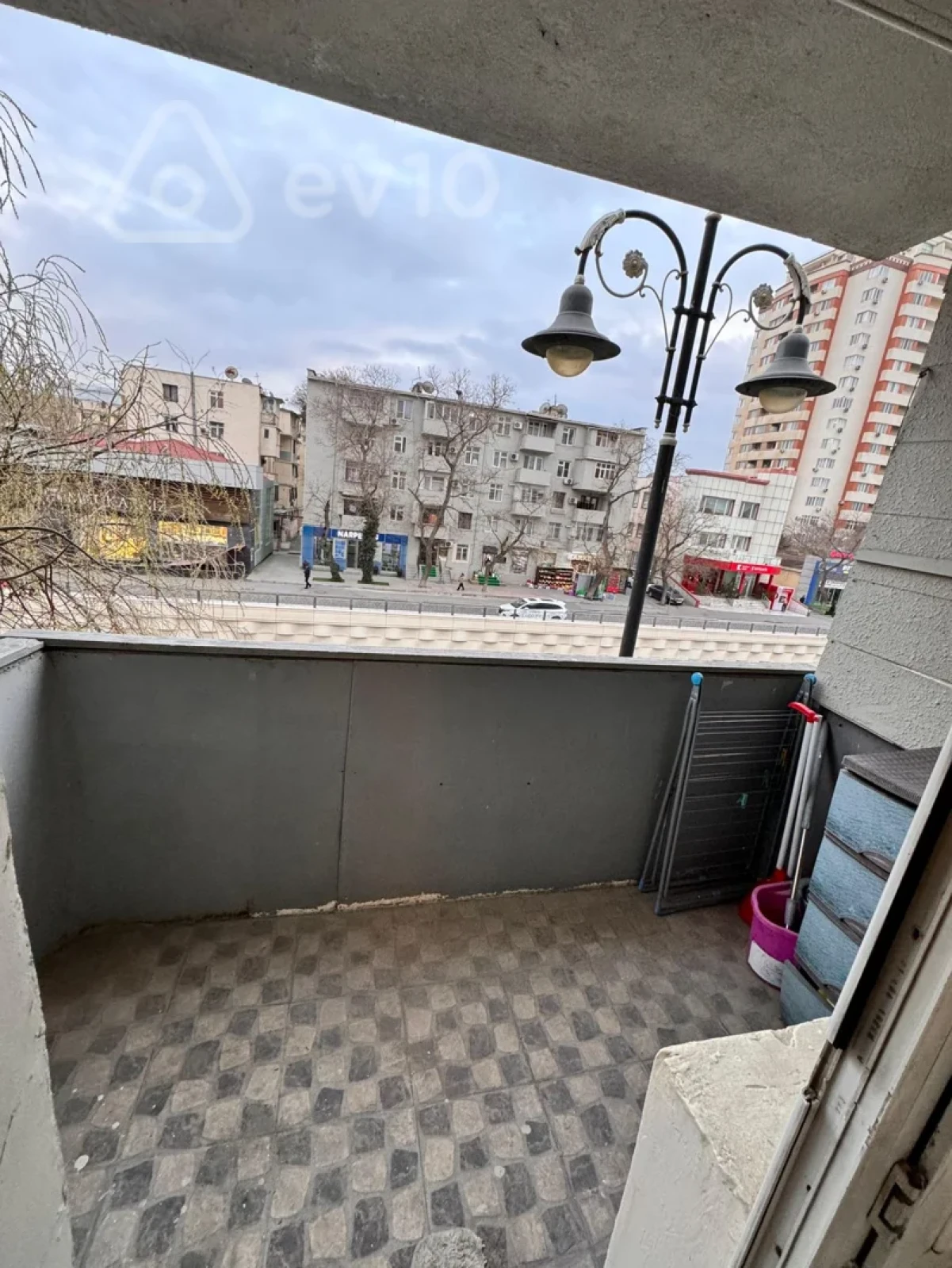 Kirayə verilir 2 otaqlı köhnə tikili 50 m²