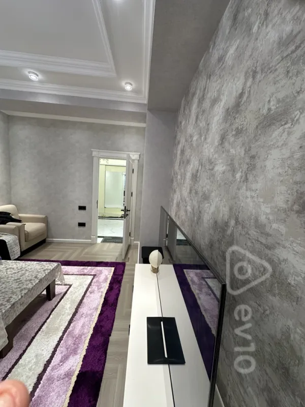 Kirayə verilir 3 otaqlı yeni tikili 110 m²