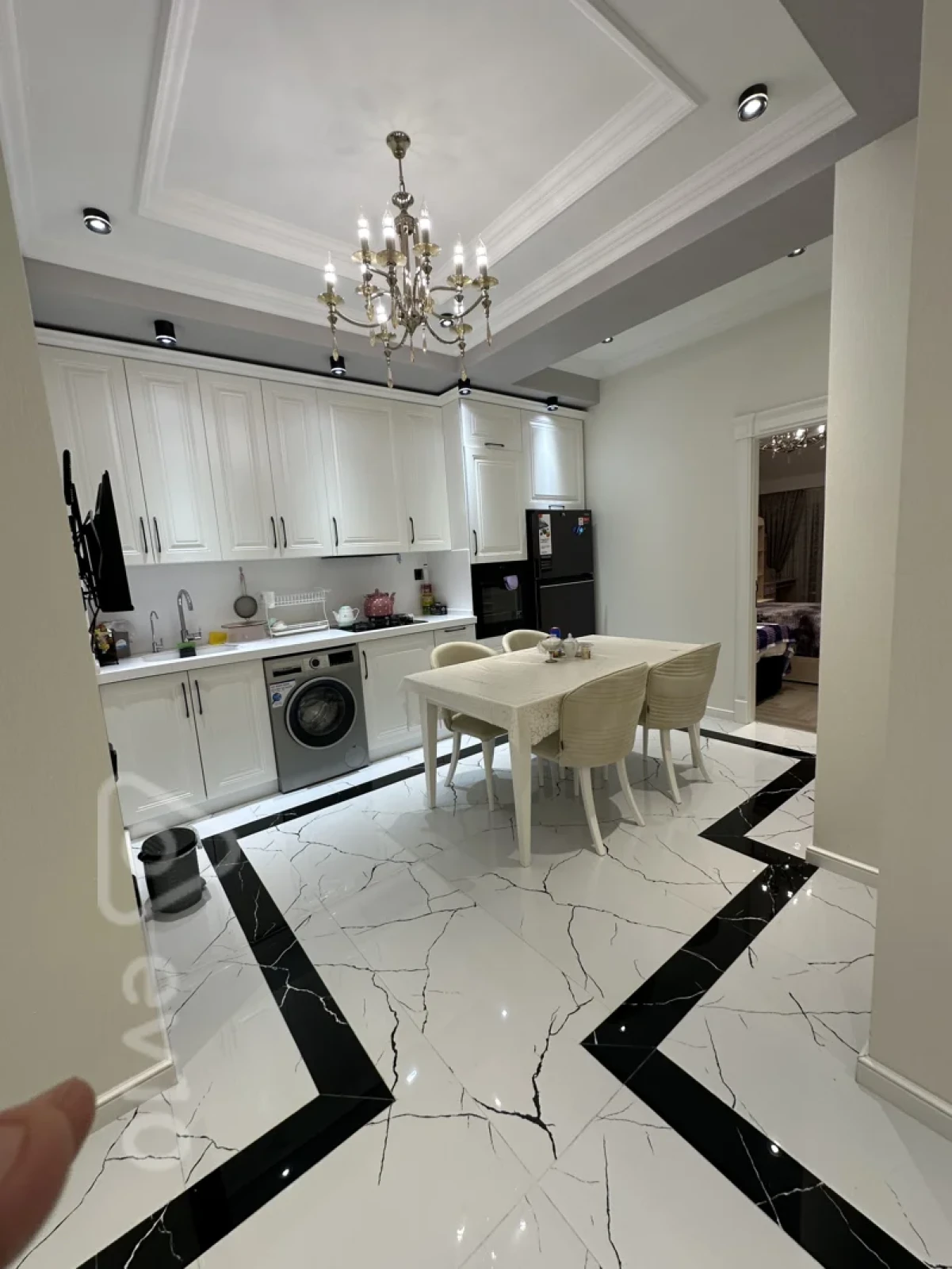 Kirayə verilir 3 otaqlı yeni tikili 110 m²