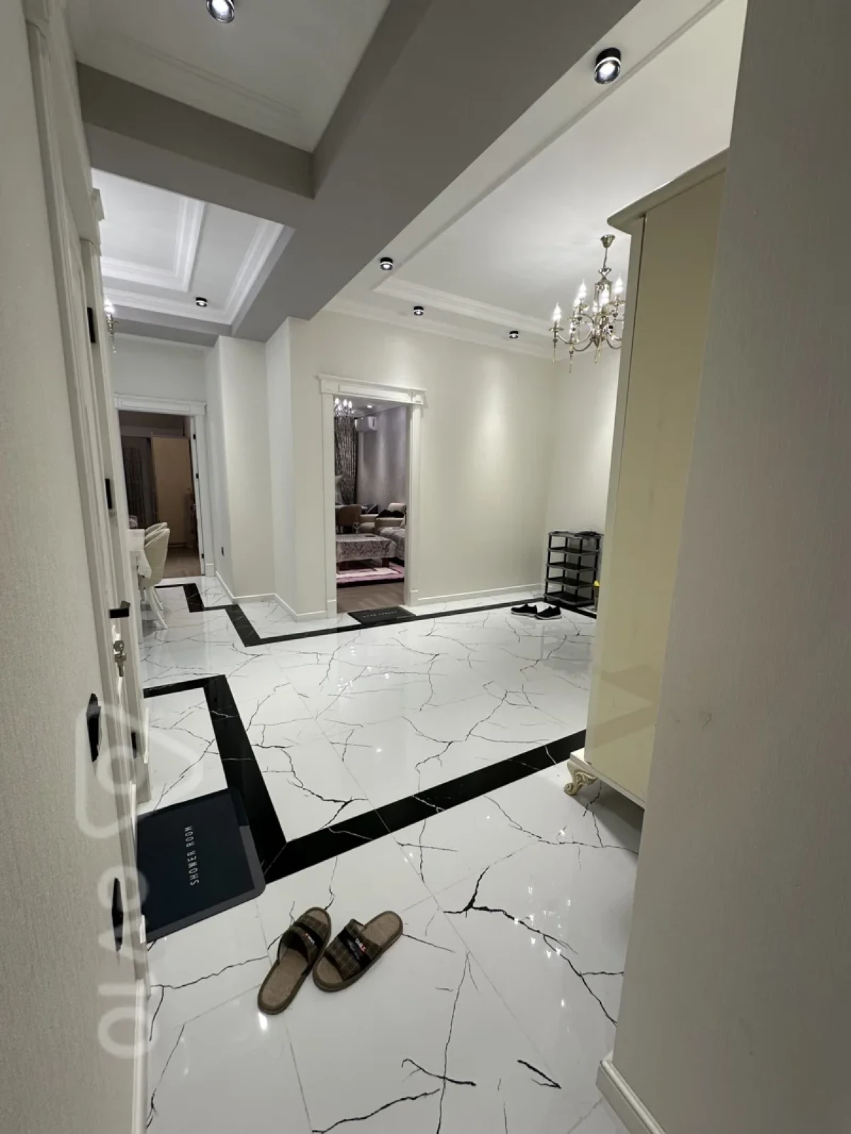 Kirayə verilir 3 otaqlı yeni tikili 110 m²