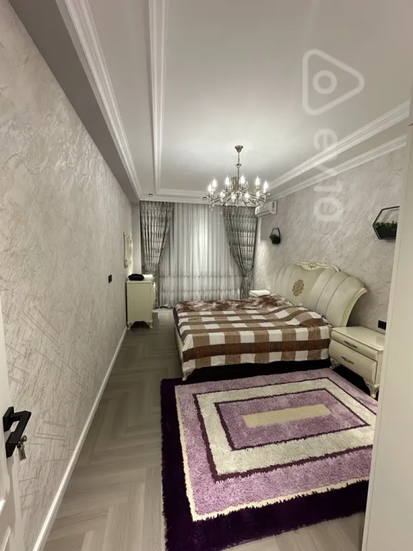 Kirayə verilir 3 otaqlı yeni tikili 110 m²