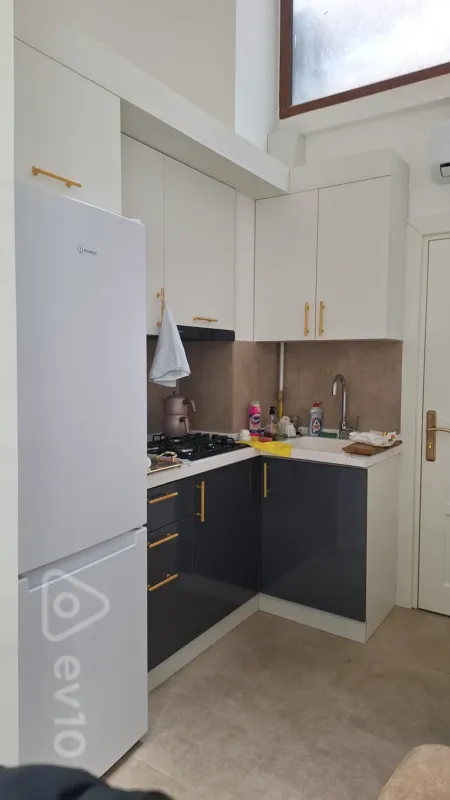 Kirayə verilir mənzil 60 m²