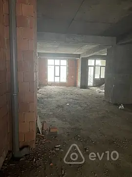 Satılır 4 otaqlı yeni tikili 170 m²