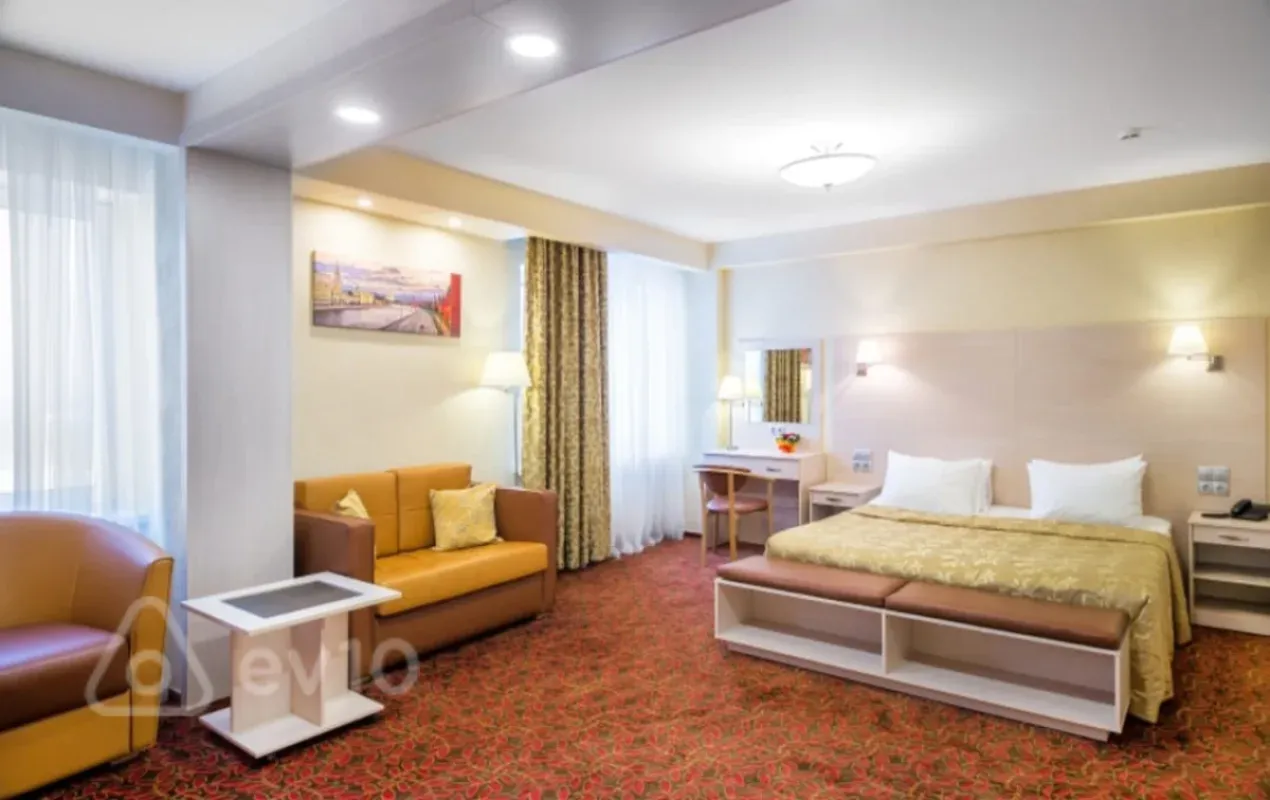 Satılır mənzil 4500 m²