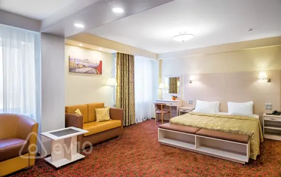 Satılır mənzil 4500 m²