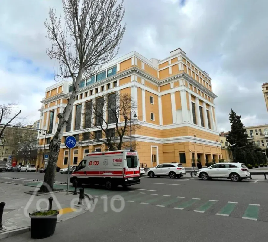 Satılır 3 otaqlı köhnə tikili 85 m²