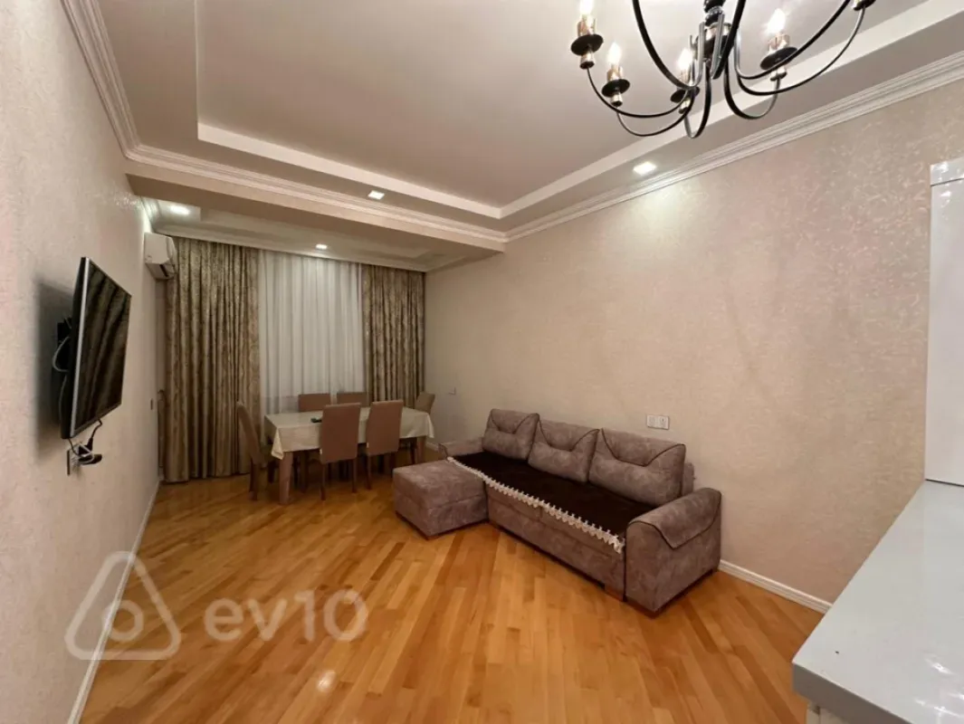 Kirayə verilir 2 otaqlı yeni tikili 75 m²