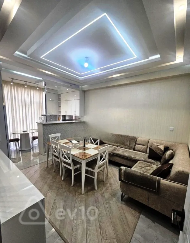Satılır 2 otaqlı yeni tikili 59 m²