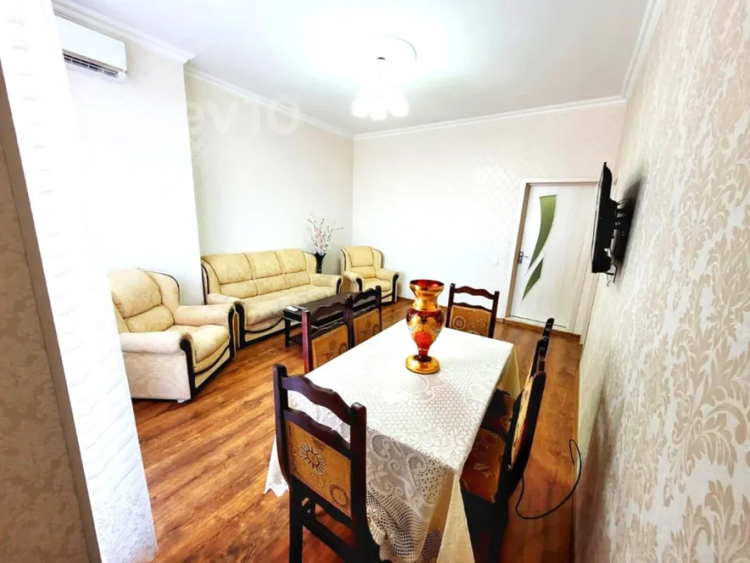 Kirayə verilir 2 otaqlı yeni tikili 60 m²