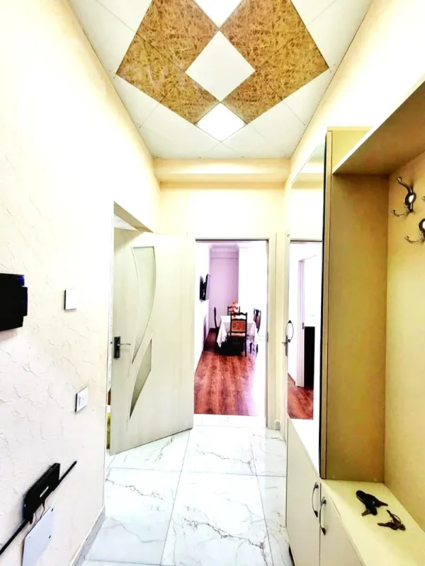 Kirayə verilir 2 otaqlı yeni tikili 60 m²