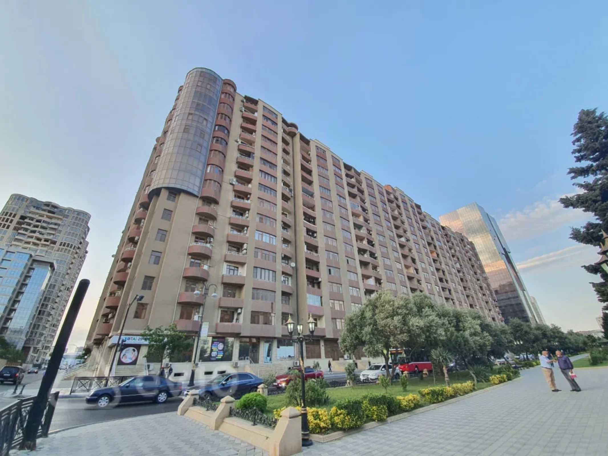 Kirayə verilir 2 otaqlı yeni tikili 95 m²