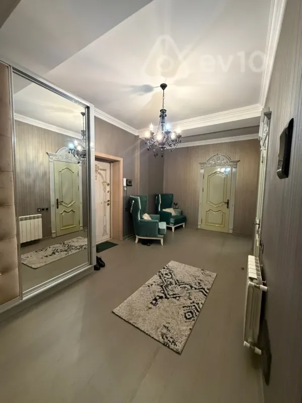 Kirayə verilir 2 otaqlı yeni tikili 95 m²