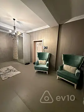 Kirayə verilir 2 otaqlı yeni tikili 95 m²