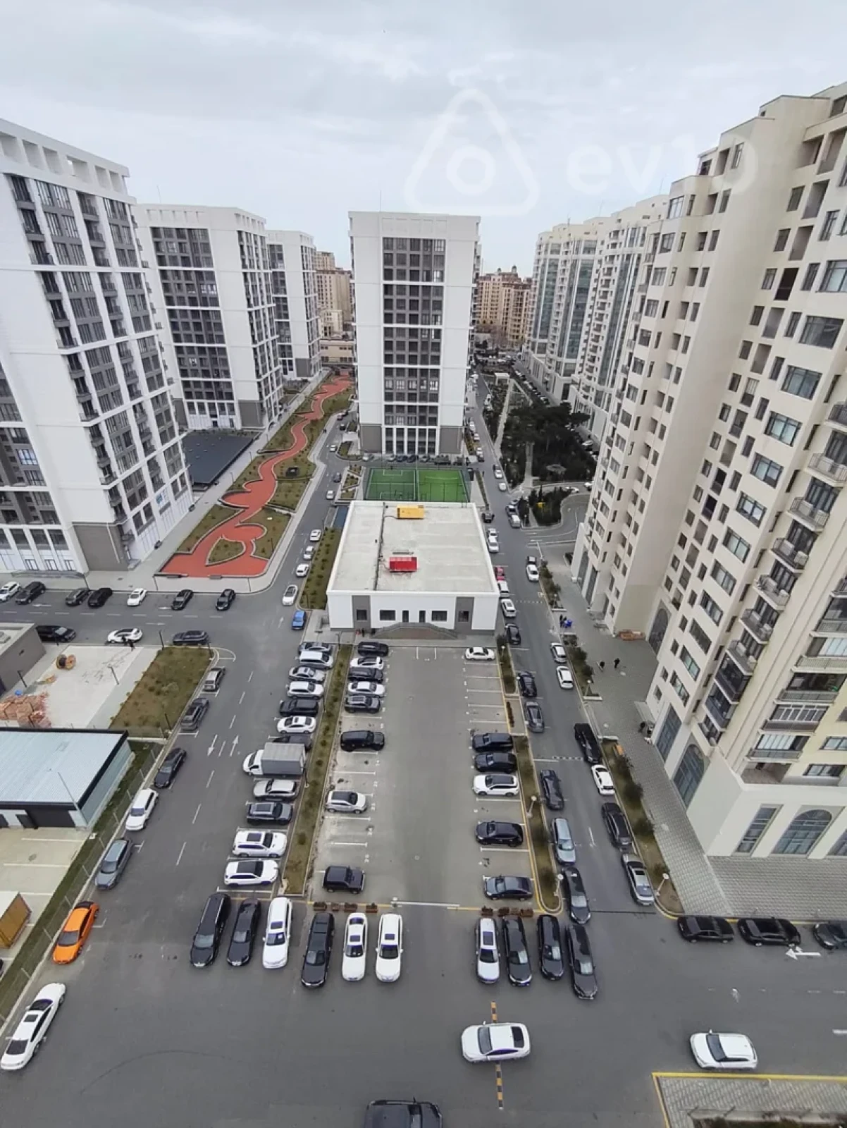 Kirayə verilir 2 otaqlı yeni tikili 95 m²