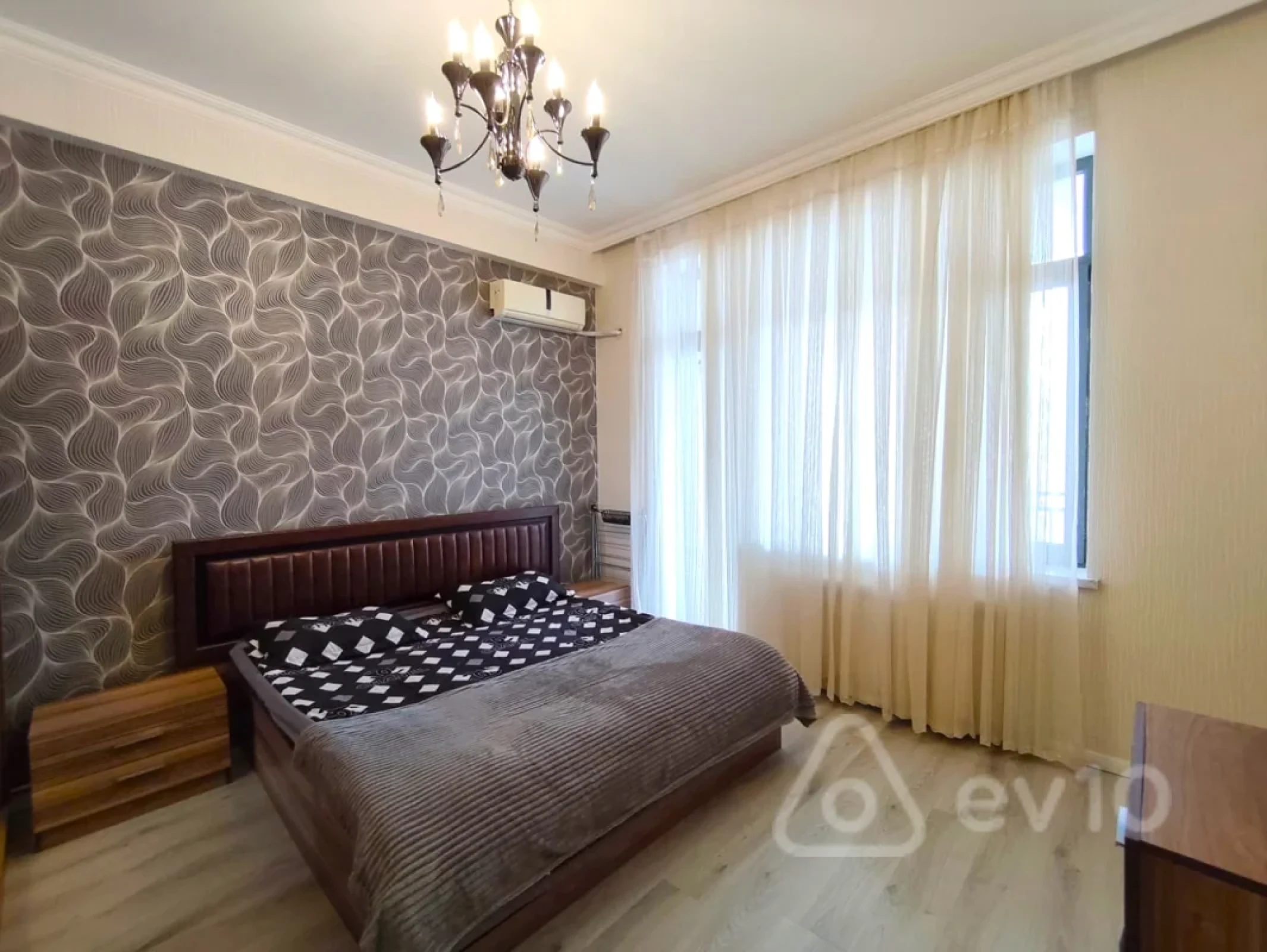Kirayə verilir 2 otaqlı yeni tikili 95 m²