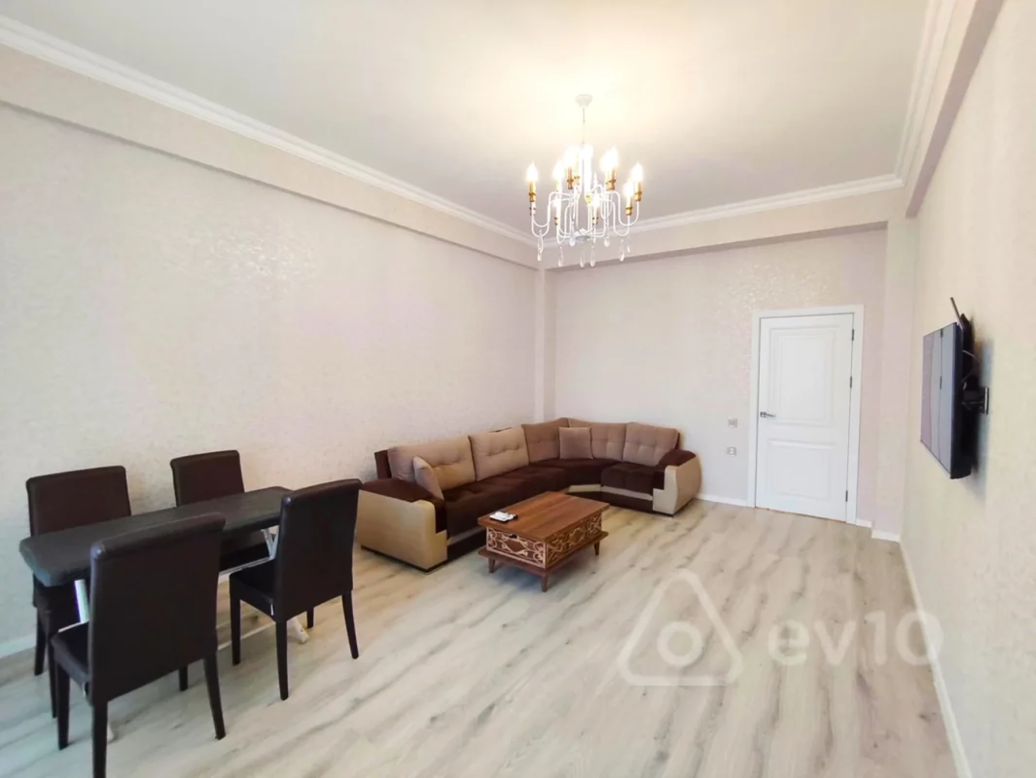 Kirayə verilir 2 otaqlı yeni tikili 95 m²