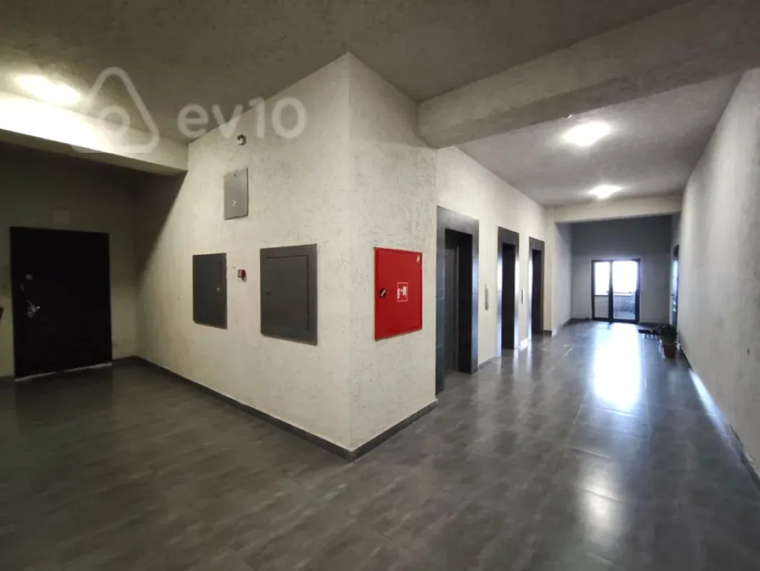 Kirayə verilir 2 otaqlı yeni tikili 95 m²