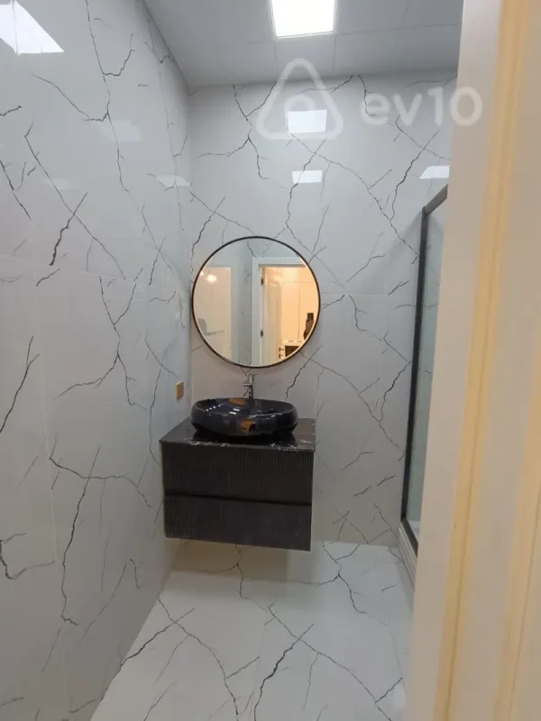 Satılır 2 otaqlı yeni tikili 75 m²