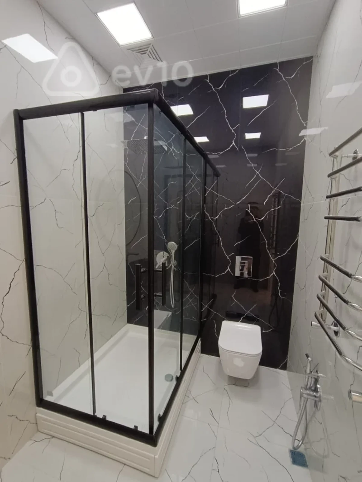 Satılır 2 otaqlı yeni tikili 75 m²