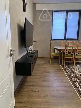 Kirayə verilir 2 otaqlı yeni tikili 80 m²