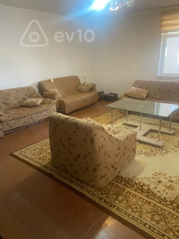 Satılır 5 otaqlı həyət evi 111 m²