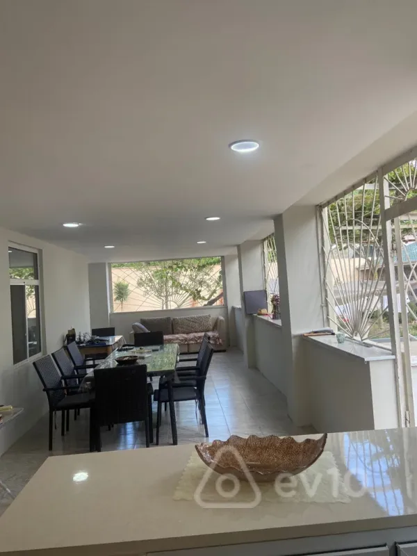 Satılır 5 otaqlı həyət evi 111 m²