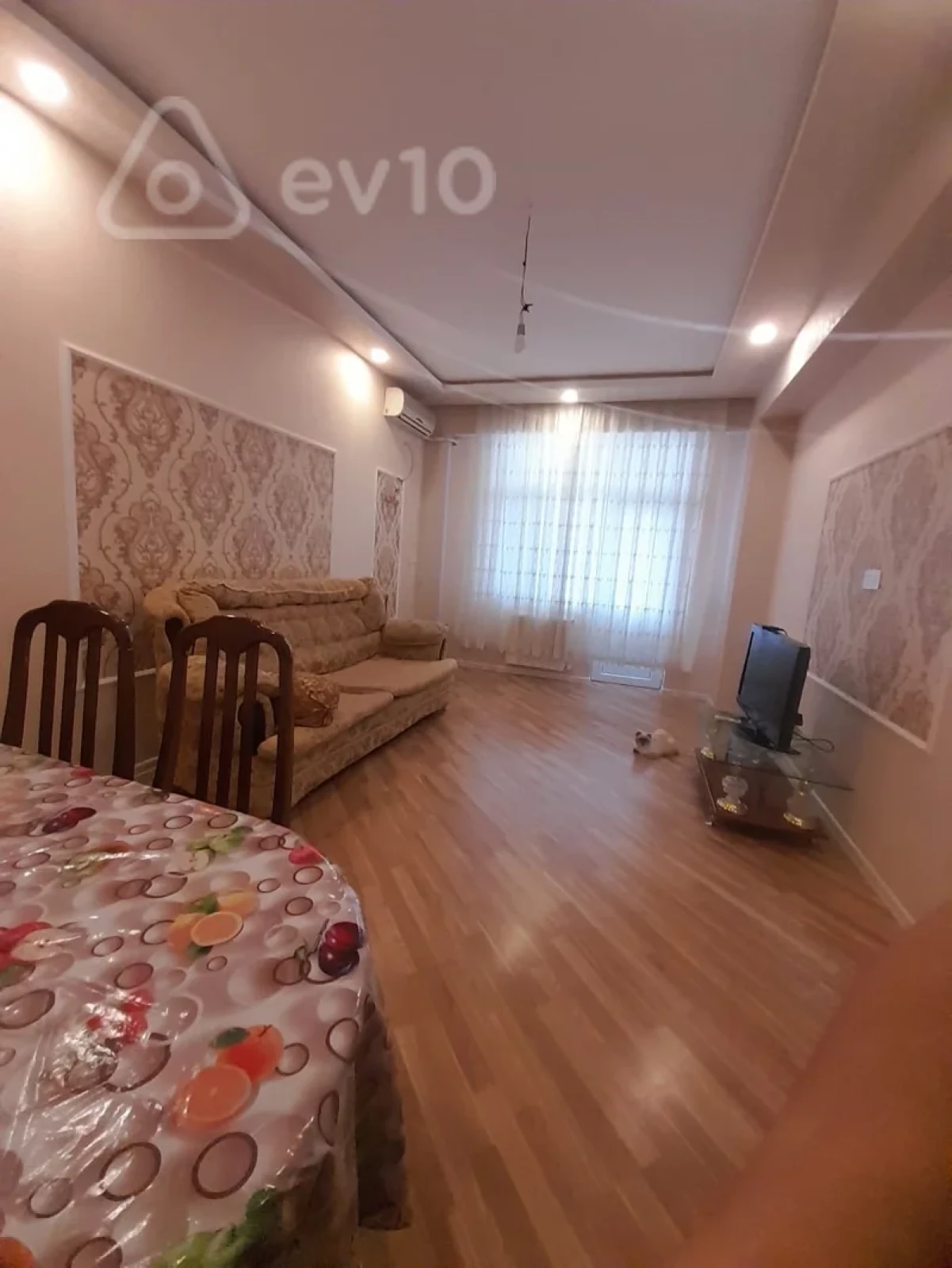 Kirayə verilir 2 otaqlı yeni tikili 60 m²