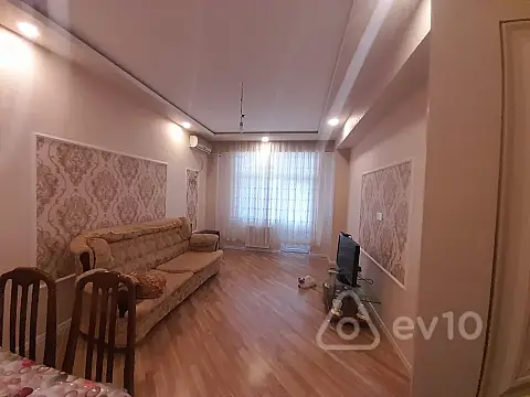 Kirayə verilir 2 otaqlı yeni tikili 60 m²