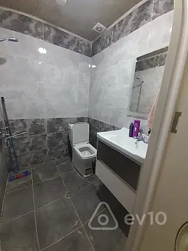 Kirayə verilir 2 otaqlı yeni tikili 60 m²