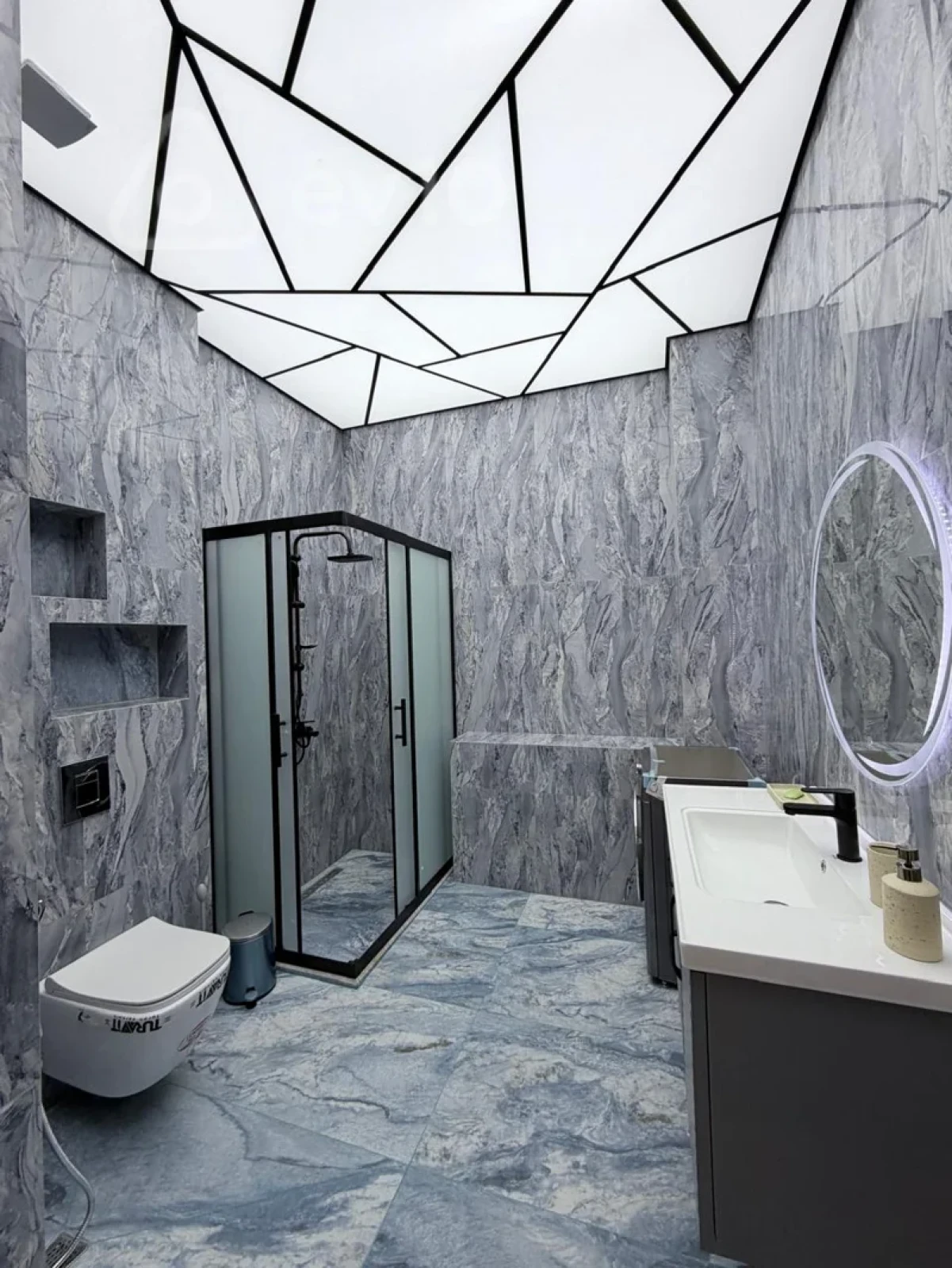 Kirayə verilir 2 otaqlı yeni tikili 70 m²