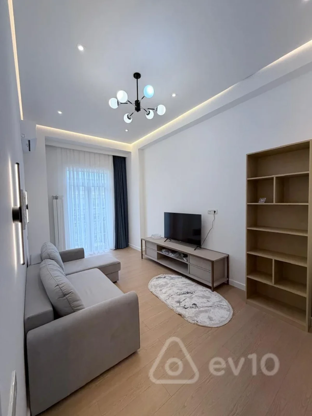 Kirayə verilir 2 otaqlı yeni tikili 70 m²