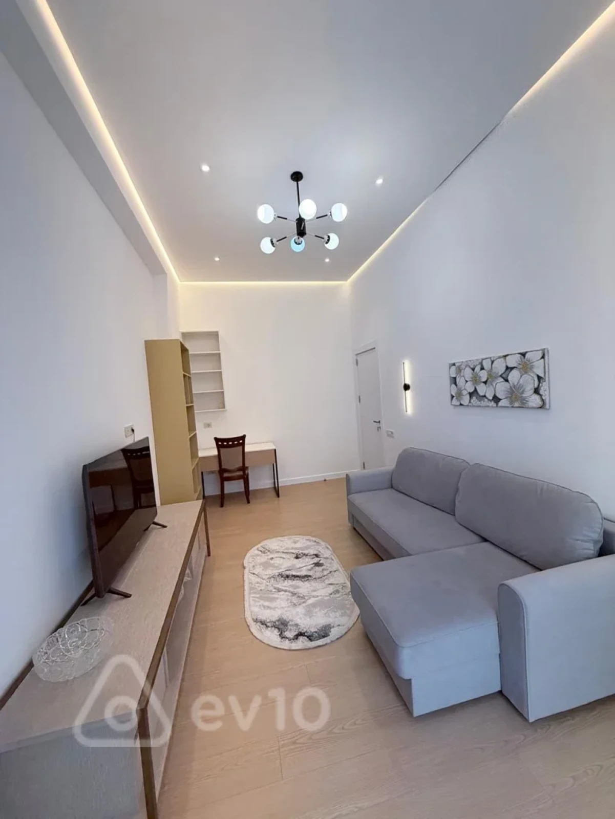 Kirayə verilir 2 otaqlı yeni tikili 70 m²