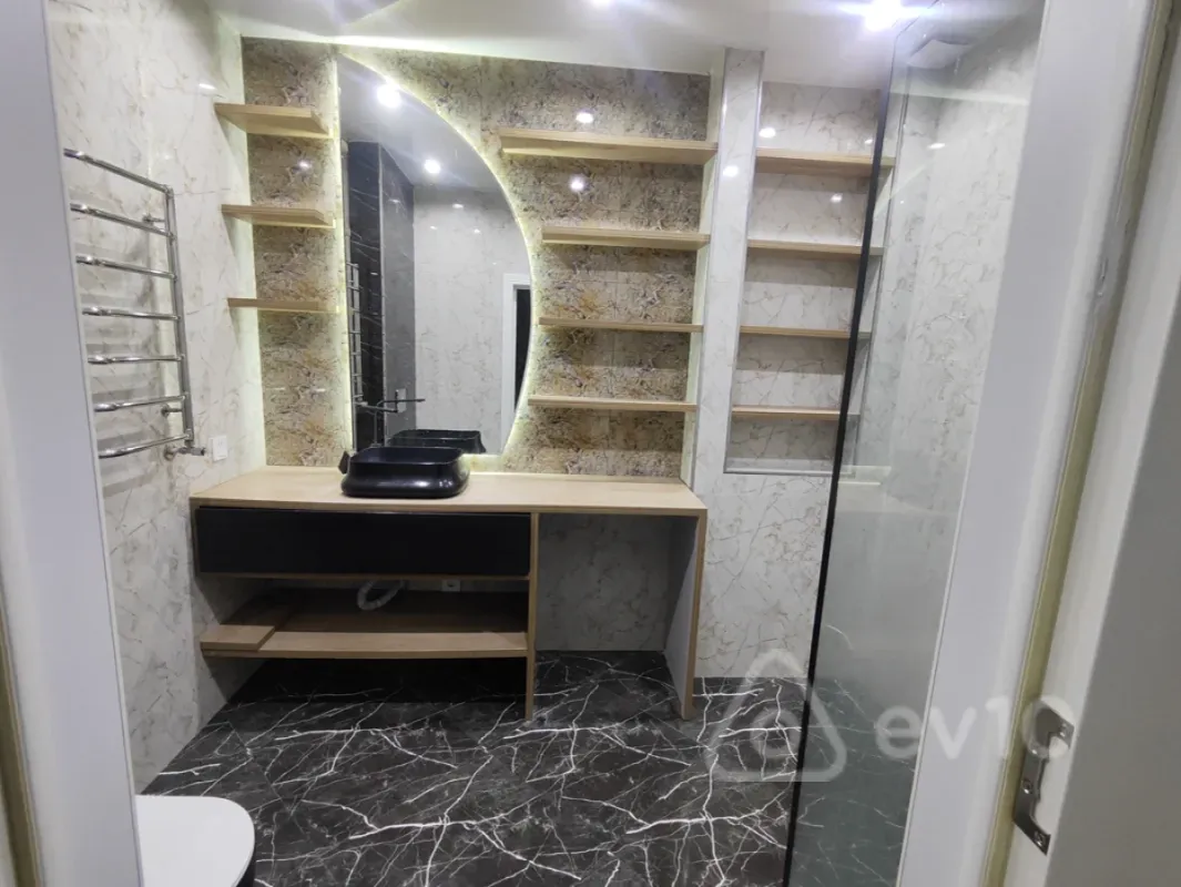 Satılır 1 otaqlı yeni tikili 64.7 m²