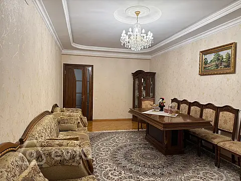 Satılır 2 otaqlı yeni tikili 90 m²
