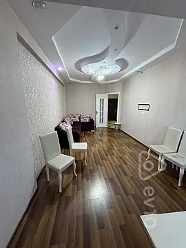Kirayə verilir 2 otaqlı yeni tikili 58 m²