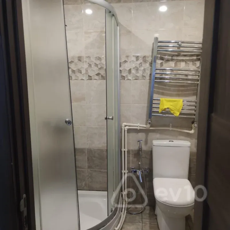 Kirayə verilir 2 otaqlı yeni tikili 60 m²