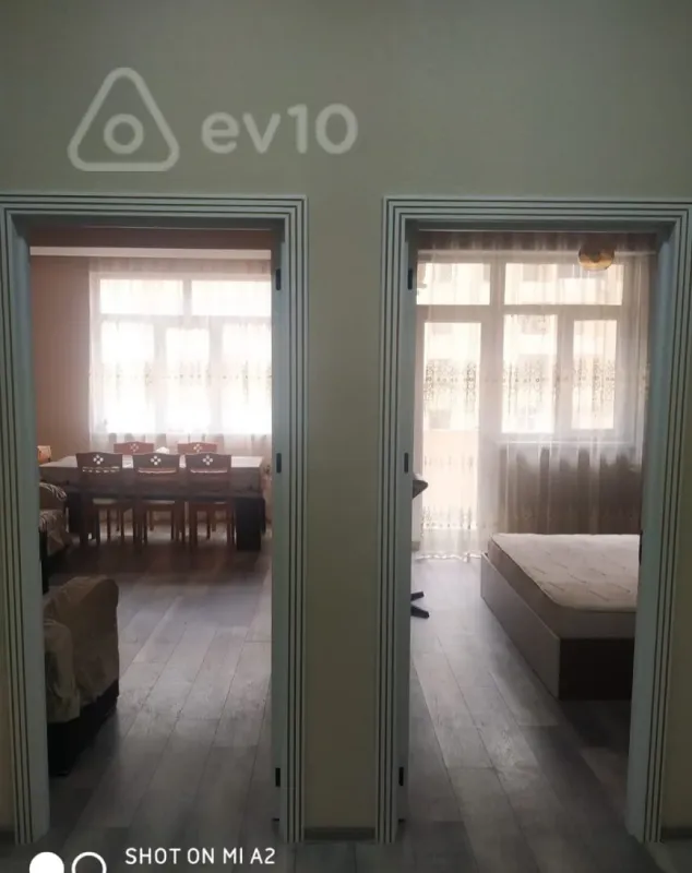 Kirayə verilir 2 otaqlı yeni tikili 60 m²