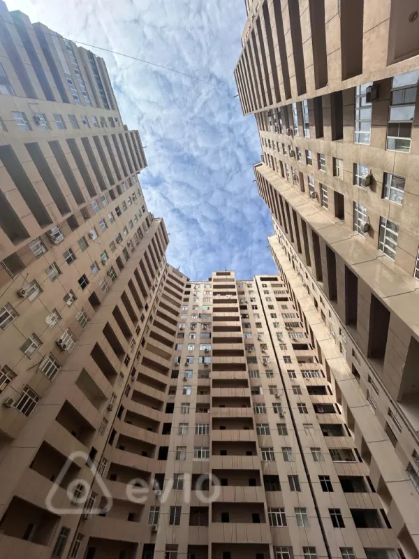 Satılır 3 otaqlı yeni tikili 97 m²